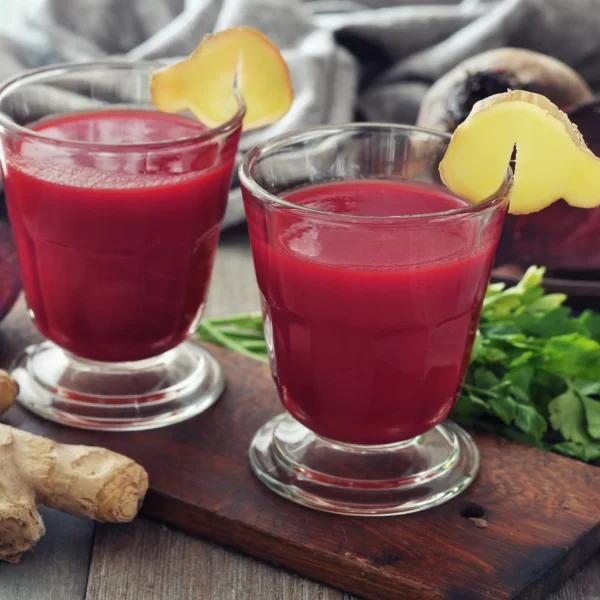 O Suco Rosa e Seus Benefícios para Sua Pele e Cabelo